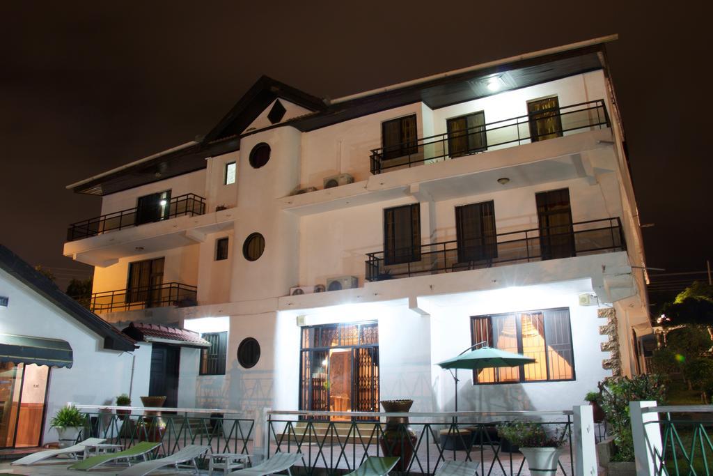 Hill View Hotel Mccarthy Hills Botianaw Exteriér fotografie